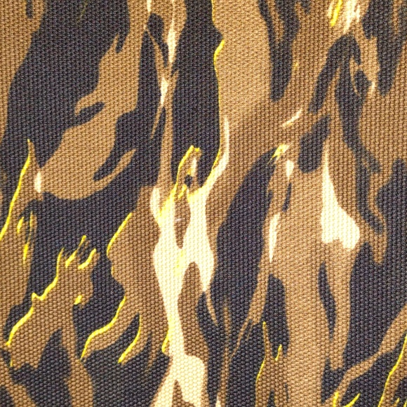 ๐บPUMA x XO Backpack in Camo - Picture 5 of 15